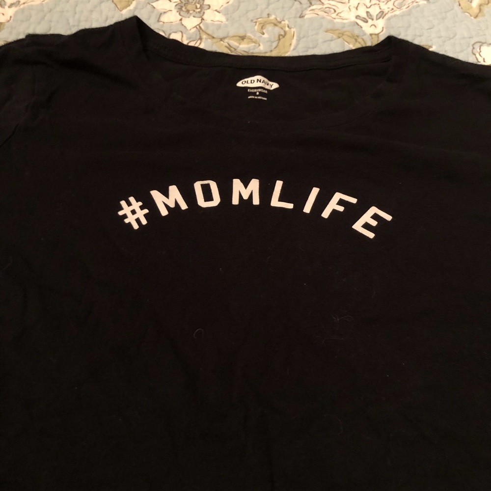 Old navy #MOMLIFE black tee shirt Sz S